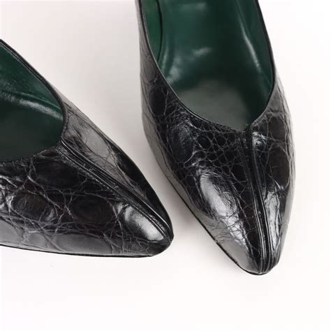scarpe nere di gucci